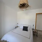 Spacieuse Piscine Couverte Villa