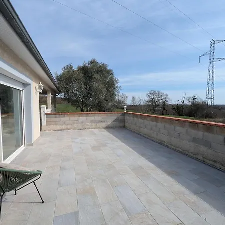 Vila Spacieuse Piscine Couverte *