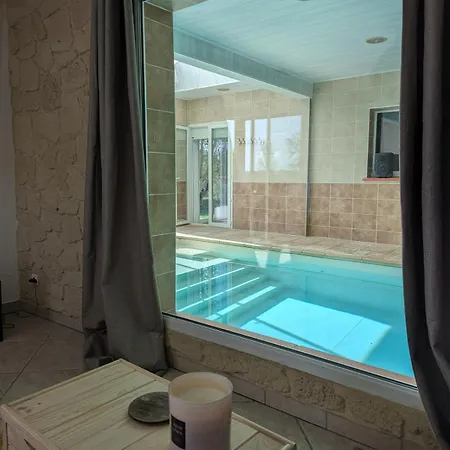 Vila Spacieuse Piscine Couverte