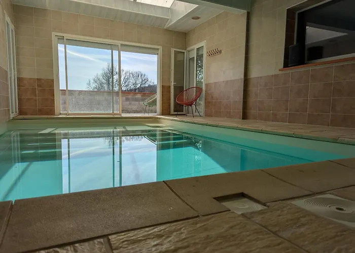 Spacieuse Piscine Couverte Villa *