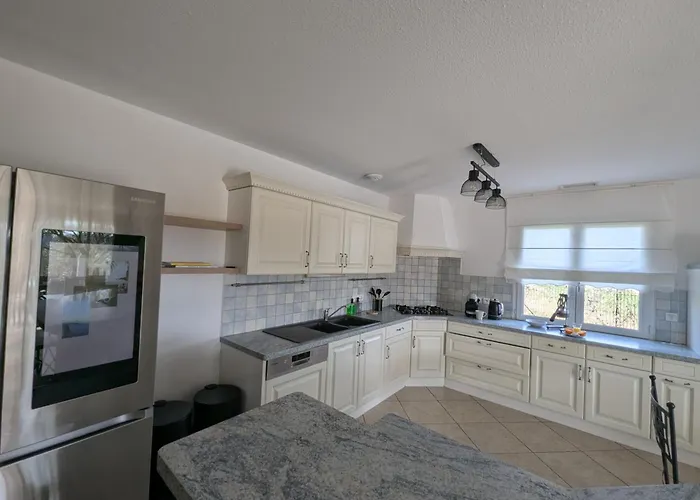 Villa Spacieuse Piscine Couverte *