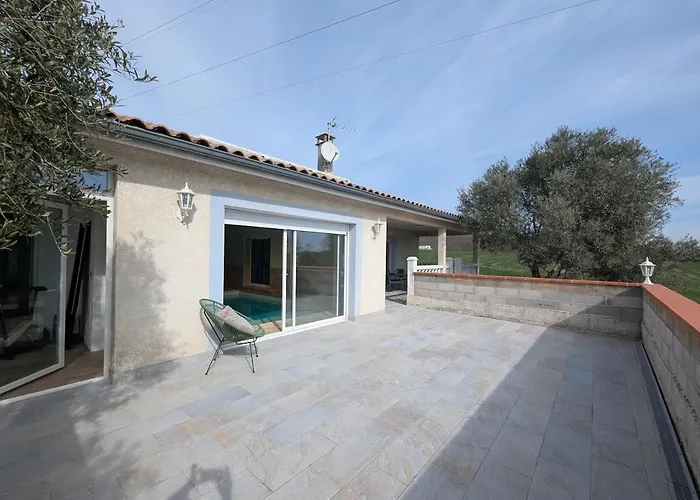 Villa Spacieuse Piscine Couverte *